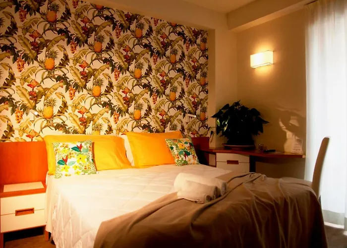 Montecarlo - Vista Mare Con Piscina&area Fitness Hotel 3*