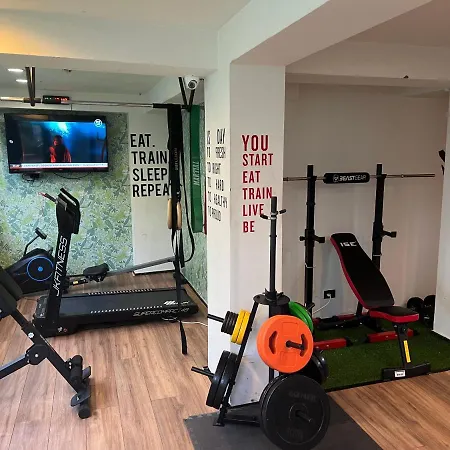 Montecarlo - Vista Mare Con Area Fitness 3* Riccione