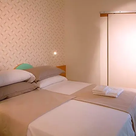 Hotel Montecarlo - Vista Mare Con Piscina & Area Fitness 3*
