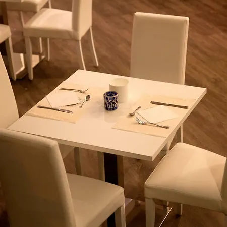 Hotel Montecarlo - Hotel Vista Mare Con Piscina & Area Fitness