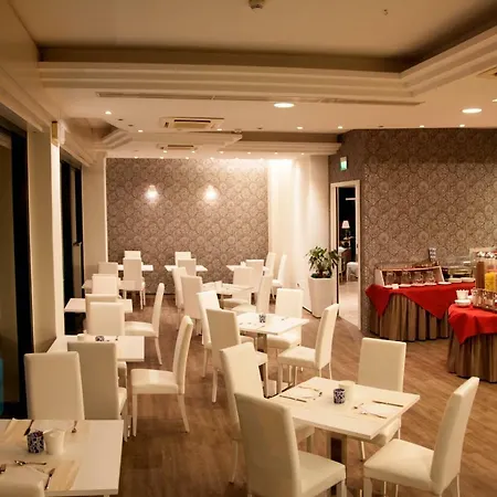 Hotel Montecarlo - Vista Mare Con Area Fitness Riccione