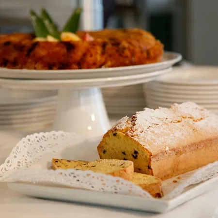 Ξενοδοχείο Montecarlo - Vista Mare Con Area Fitness 3*