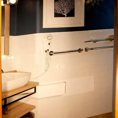 Montecarlo - Vista Mare Con Area Fitness