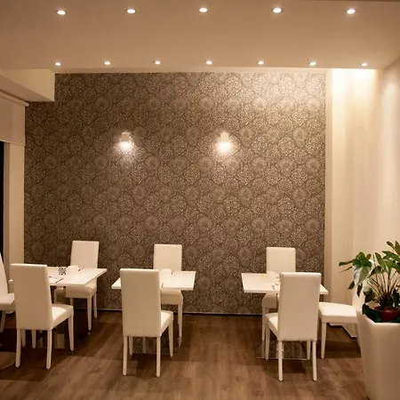 Hotel Montecarlo - Hotel Vista Mare Con Piscina & Area Fitness