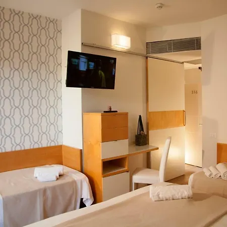 Hotel Montecarlo - Hotel Vista Mare Con Piscina & Area Fitness Hotel