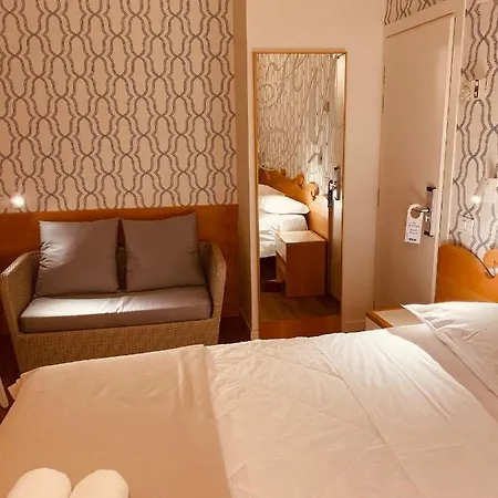 Hotel Montecarlo - Vista Mare Con Piscina & Area Fitness Riccione