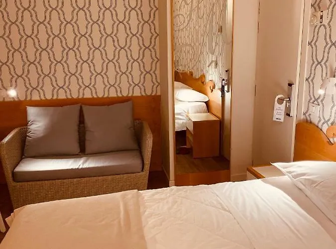 Hotel Montecarlo - Vista Mare Con Area Fitness Riccione